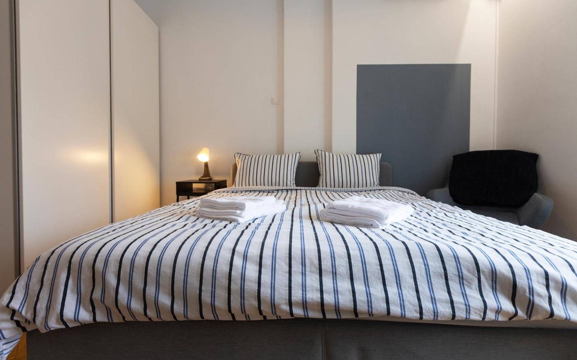 Ultracentral Hong Kong 3 Bdrm Apartment Bucharest Exterior photo