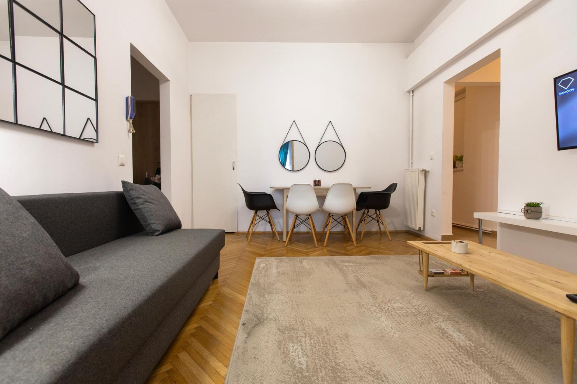Ultracentral Hong Kong 3 Bdrm Apartment Bucharest Exterior photo